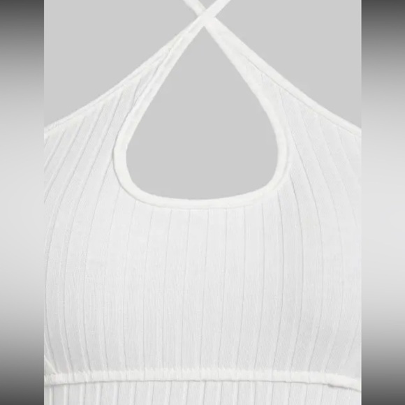 Ribbed Halter Keyhole Slinky Dress - Picture 3 of 6